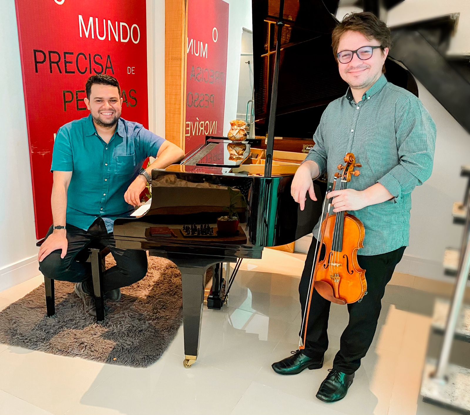 Imersão Musical para quem mais precisa: Duo Farias realiza concertos didáticos em Manaus