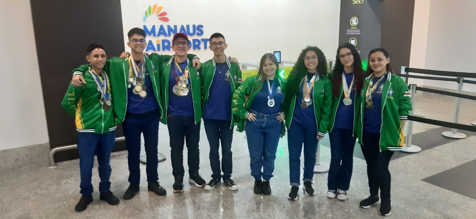 Alunos do Colégio Militar da PMAM embarcam para representar o Brasil na Olimpíada Internacional de Matemática