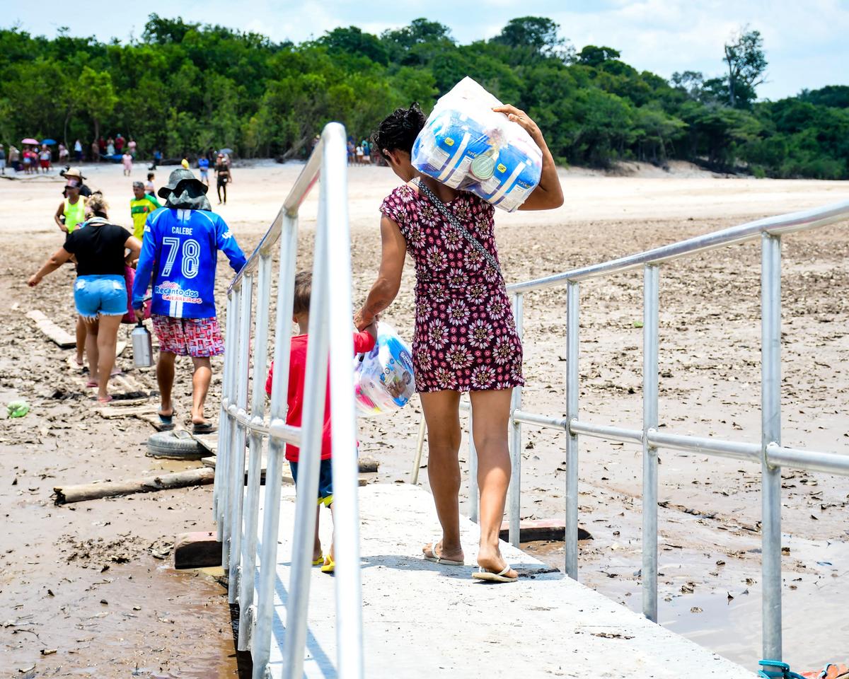 Igrejas levam o evangelho e apoio às comunidades ribeirinhas da Amazônia