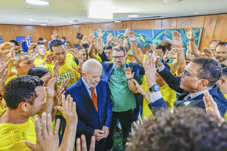 PT quer lançar pastores como candidatos para se aproximar dos evangélicos